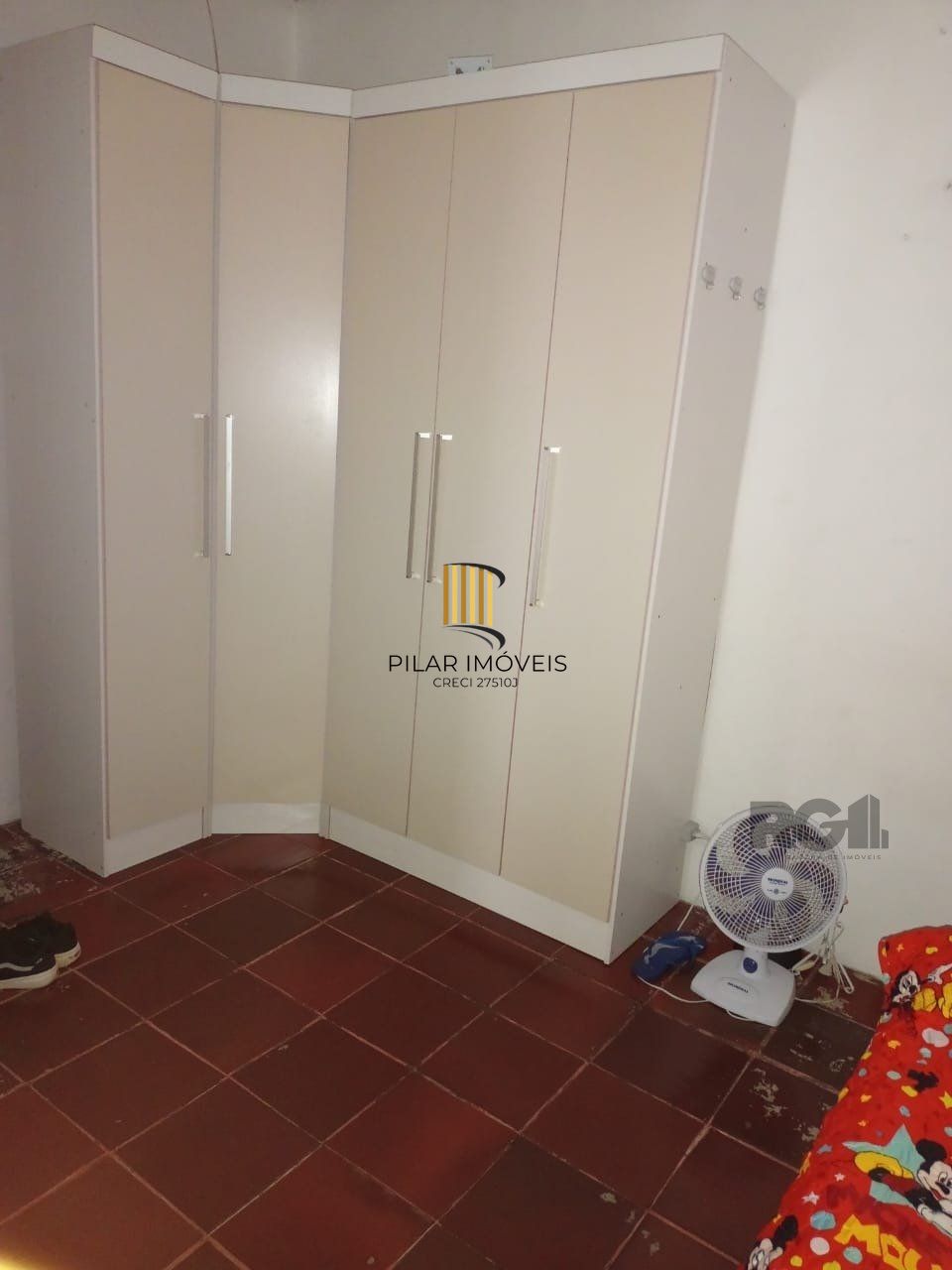 Casa para Venda - 482m², 3 dormitórios, 3 vagas - Camaquã, Porto Alegre