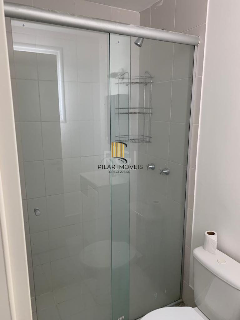 Lindo apartamento com vista e posição solar privilegiada.
