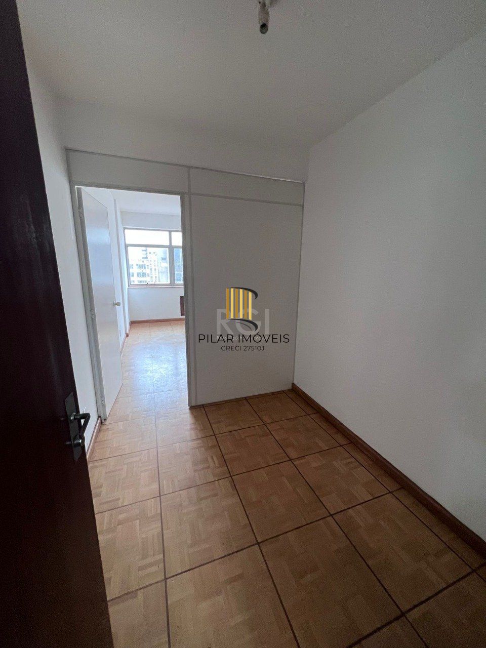 Conjunto/Sala para Venda - 24m², 0 dormitórios, Centro Histórico, Porto Alegre