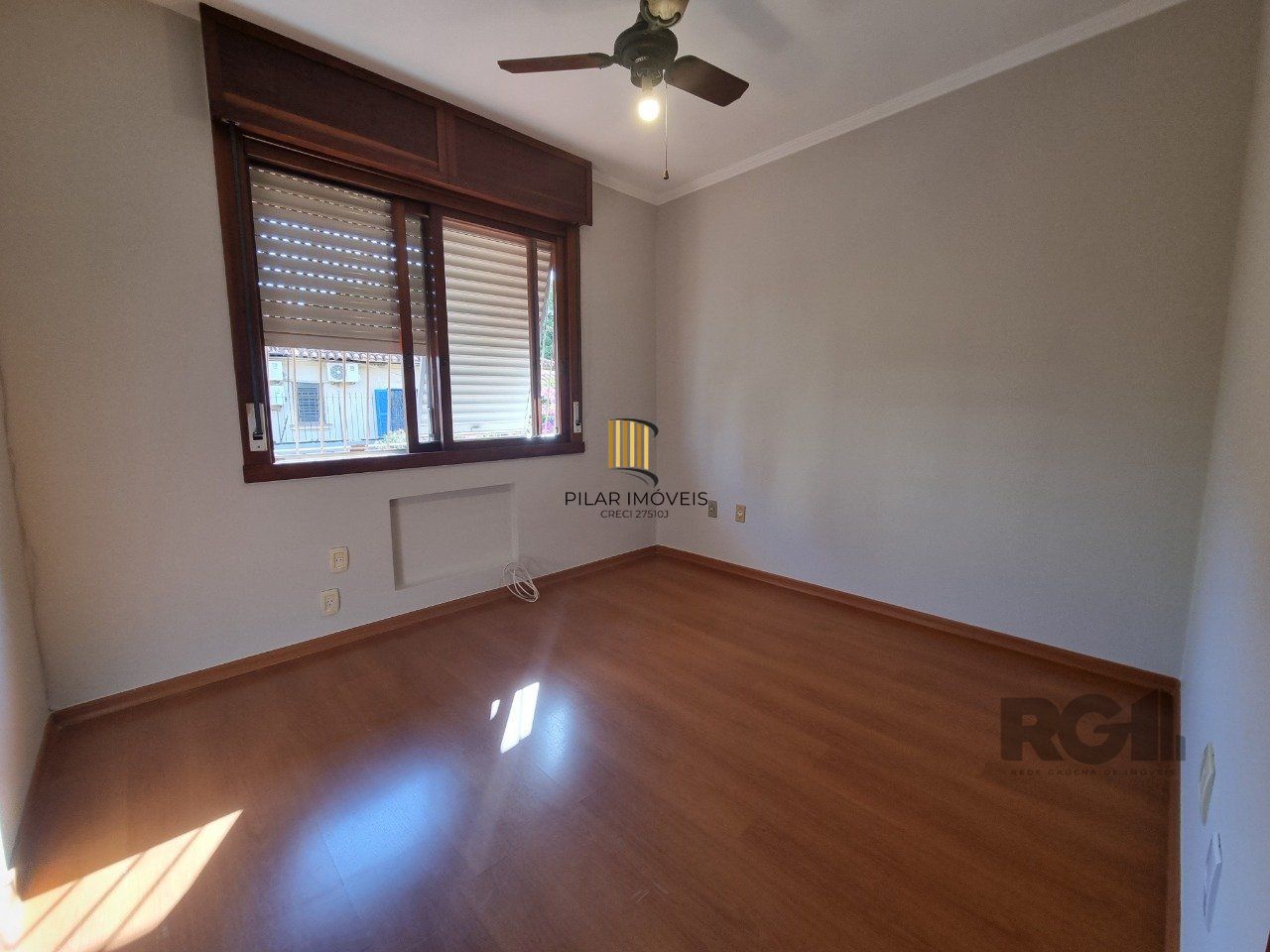 Casa Cond 5 dorm, 3 WC, piscina, jadim grande, cavalhada, Porto Alegre, RS
