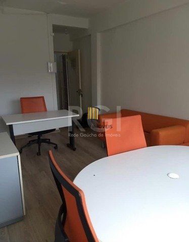 Conjunto/Sala para Venda - 17.5m², 0 dormitórios, Centro Histórico, Porto Alegre