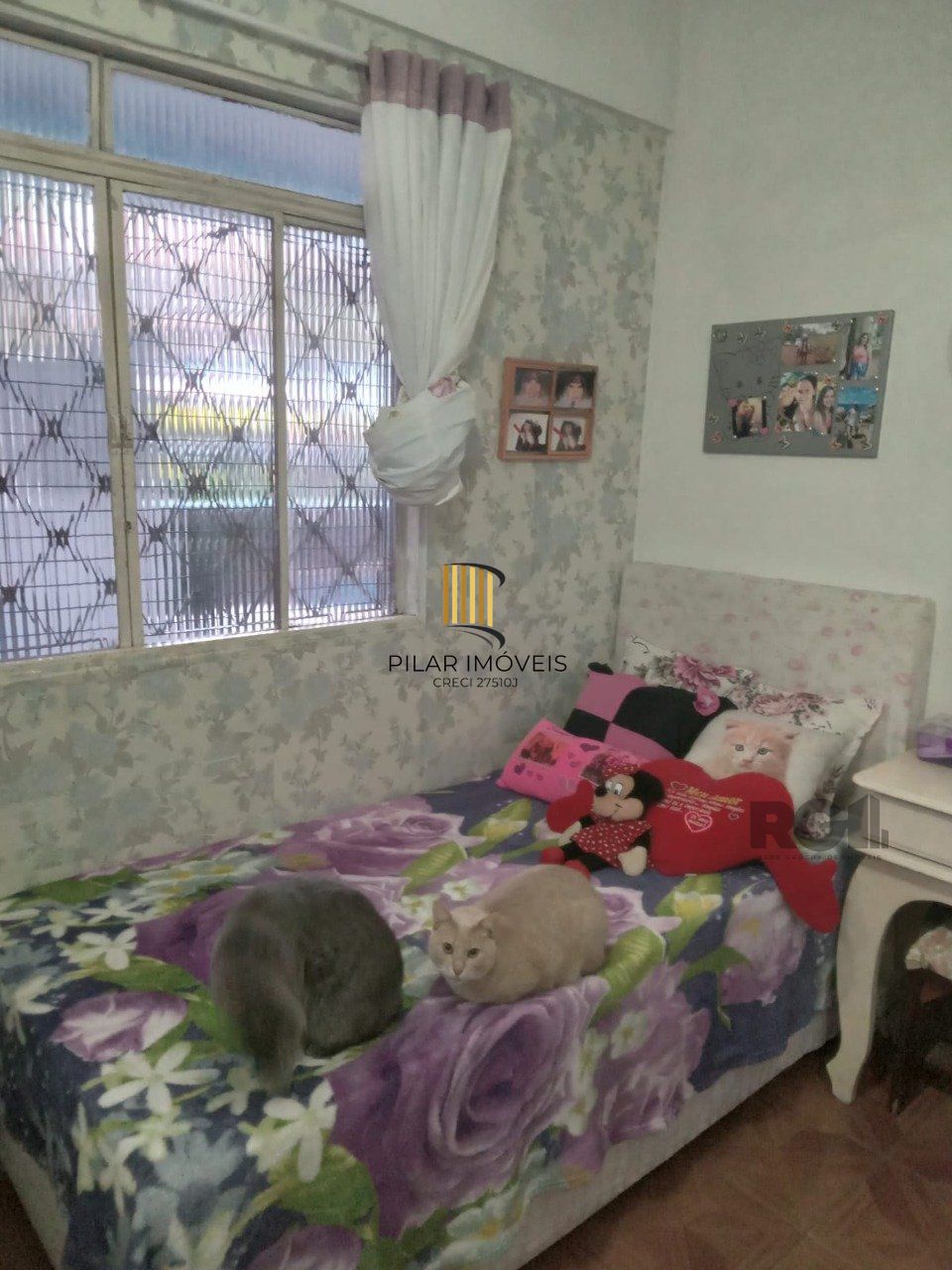 Casa com 3 quartos, vaga de garagem, churrasqueira, no bairro Partenon, Porto Alegre/RS