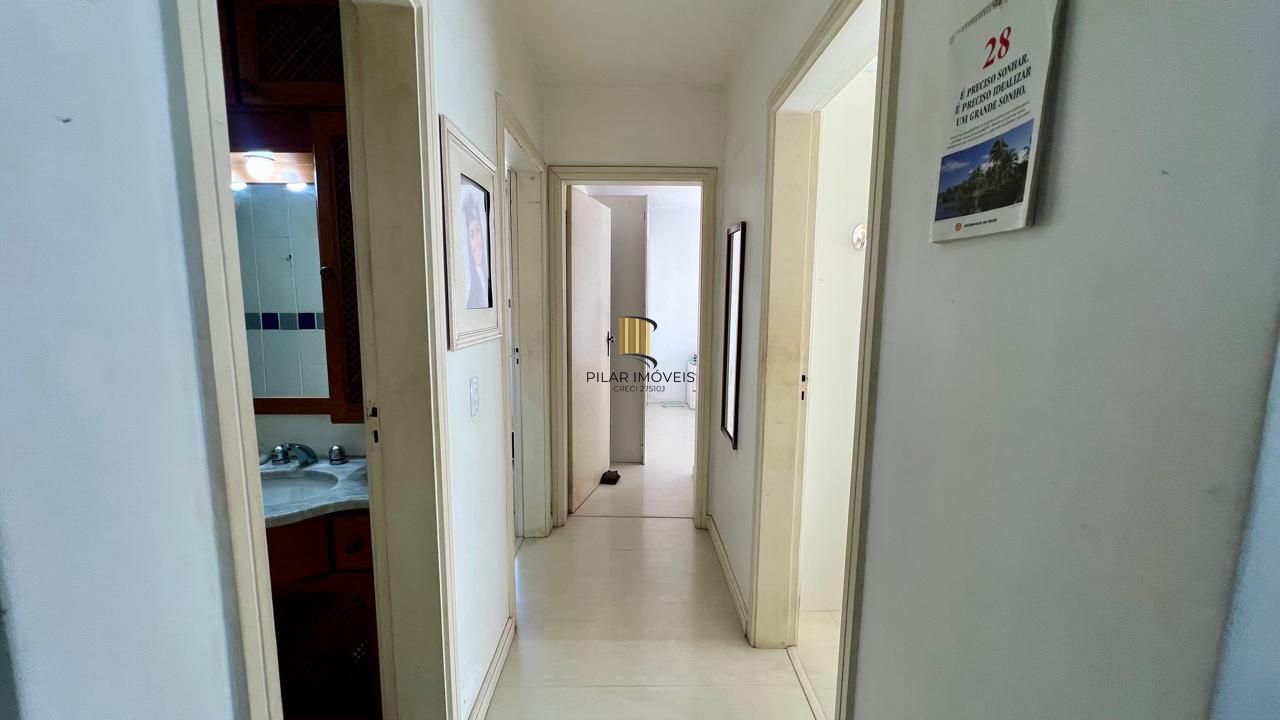Apartamento 3 dormitórios 1 vaga 70m2 no bairro Cavalhada.