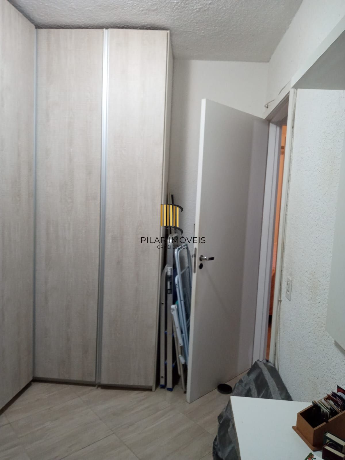 Apartamento de dois dormitórios com vaga no bairro Hipica Zona sul Porto Alegre