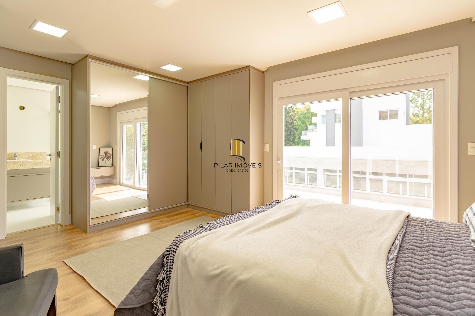 Casa de Condomínio 3 dormitórios no bairro Ipanema