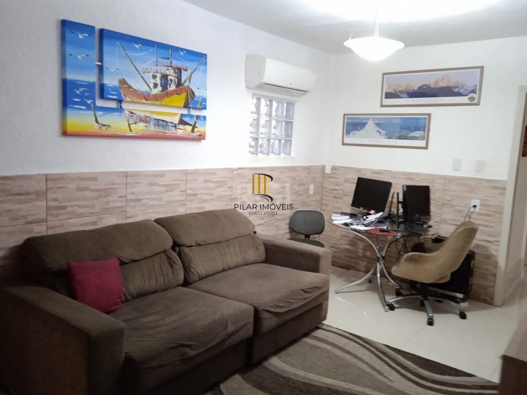 Casa para Venda - 140m², 5 dormitórios, 2 vagas - Cavalhada, Porto Alegre - Pilar Imóveis