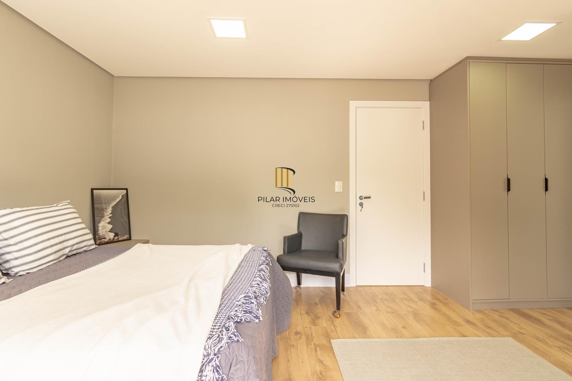 Casa de Condomínio 3 dormitórios no bairro Ipanema