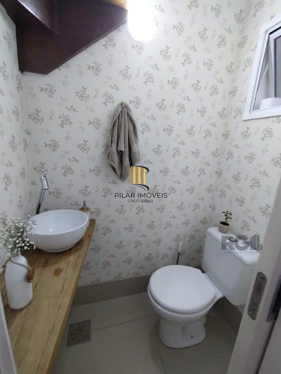 Casa de Condomínio 2 dormitórios no bairro Vila Nova
