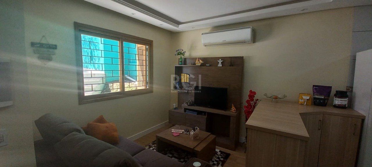 BAIXOU!!! APROVEITE!! LINDA CASA , 3 DORMITÓRIOS, 2 VAGAS -  BAIRRO CASCATA- POA/RS