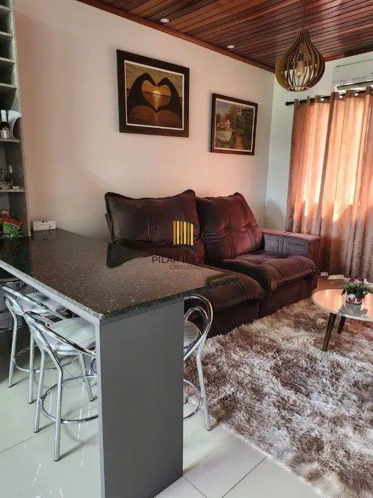  Casa com 4 quartos, 1 suíte, 7 vagas de garagem, churrasqueira -  97,32m² no bairro Jardim Carvalho, Porto Alegre/RS - Pilar Imóveis