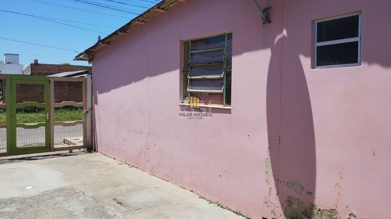 Terreno com 3 casas no pátio bairro  São Francisco TRAMANDAÌ/RS