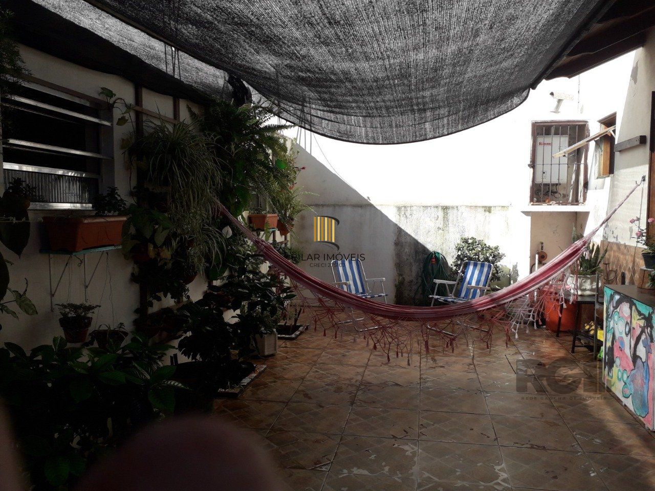Casa 2 dormitórios no bairro Mário Quintana