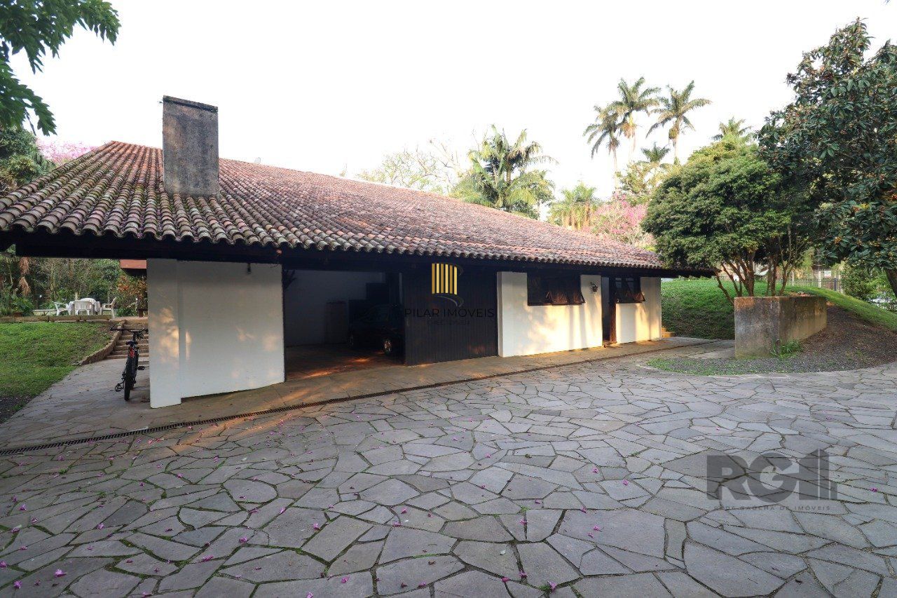 Casa para Venda - 523.36m², 6 dormitórios, sendo 2 suites, 2 vagas - Vila Conceição, Porto Alegre