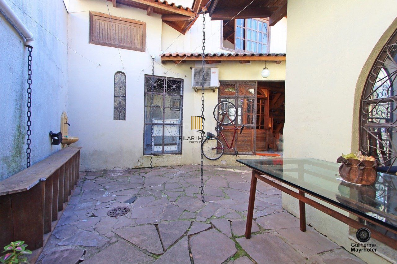Casa para Venda - 249.54m², 4 dormitórios, sendo 1 suites, 5 vagas - Ipanema