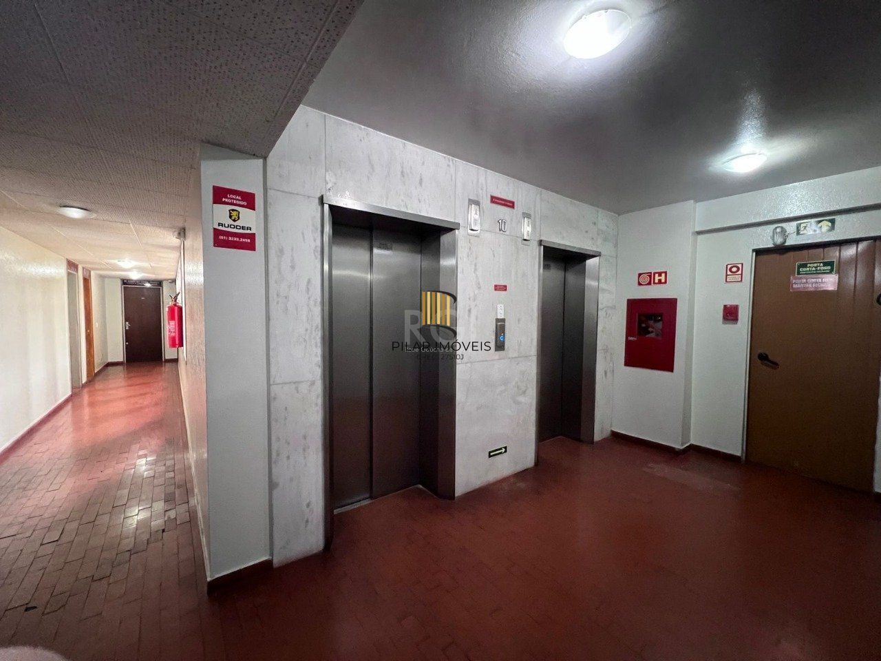 Conjunto/Sala para Venda - 24m², 0 dormitórios, Centro Histórico, Porto Alegre