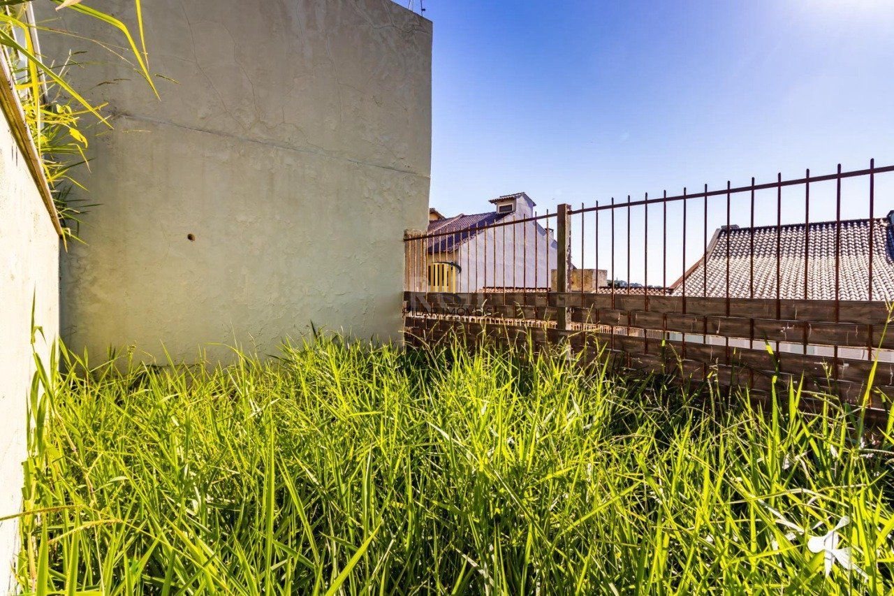Casa 3 dormitórios no bairro Espírito Santo