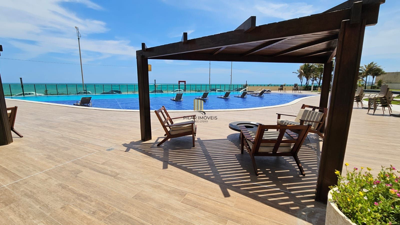 Apartamento 3 quartos, 3 suítes, 2 vagas, frente mar em Jacarecica, Maceió - Alagoas