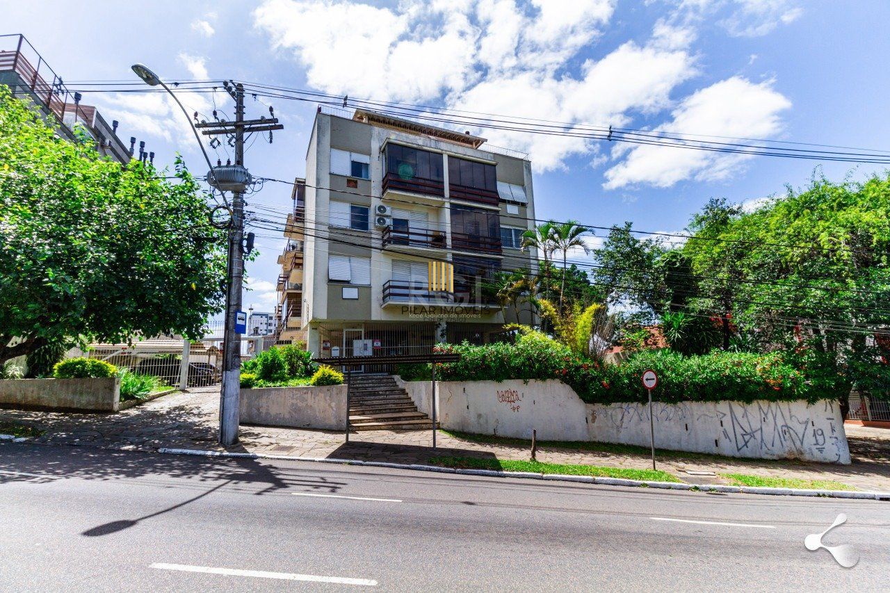 Cobertura para Venda -119,25m², 3 dormitórios, 1 vaga - Petrópolis
