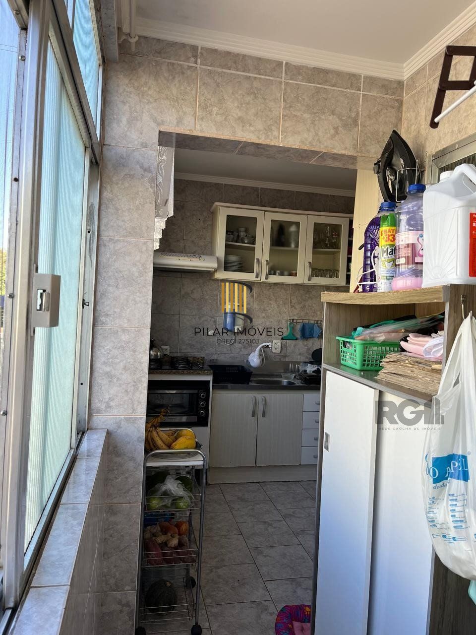 Apartamento com 2 quartos, vaga de garagem, lavabo, no bairro Cristal, Porto Alegre/RS