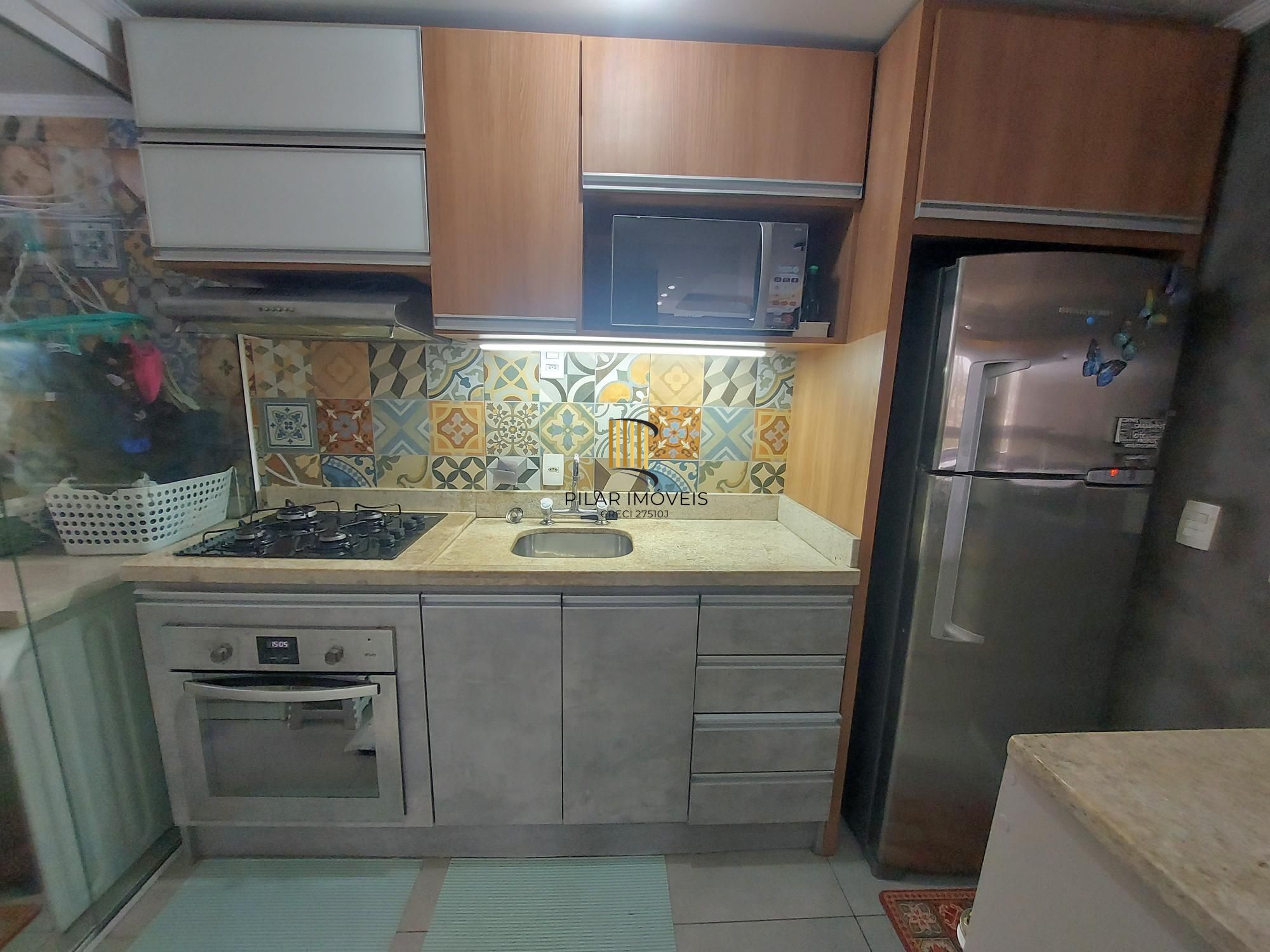 Apto 3 quartos/com 1 suite e vaga coberta no bairro Cavalhada