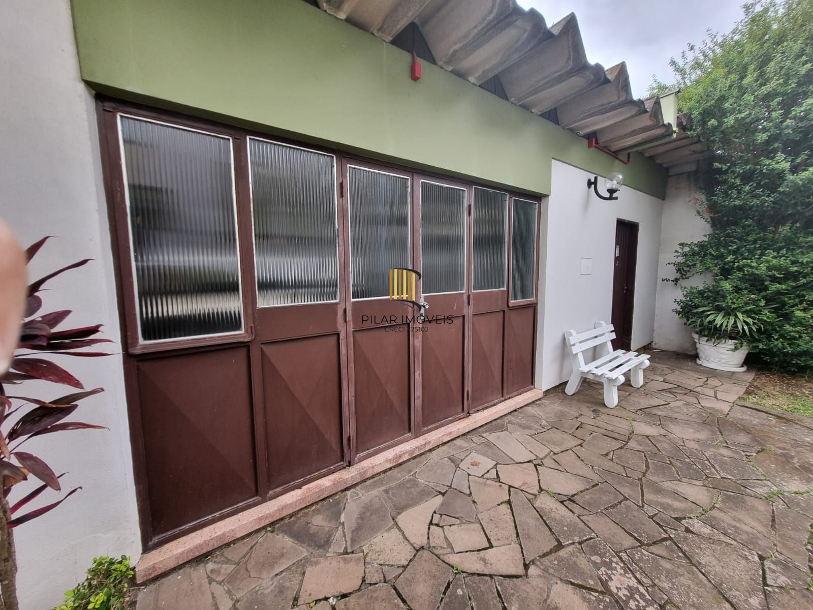 APARTAMENTO 2 DORMITÓRIOS – ÓTIMO ESTADO | LOCALIZAÇÃO PRIVILEGIADA