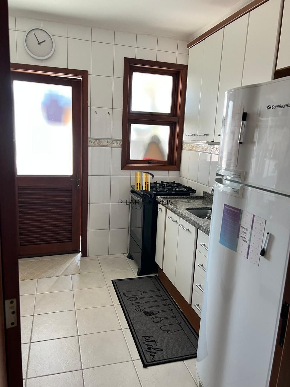 Apartamento à venda no bairro Jardim botânico com 2 dormitórios e Vaga coberta.