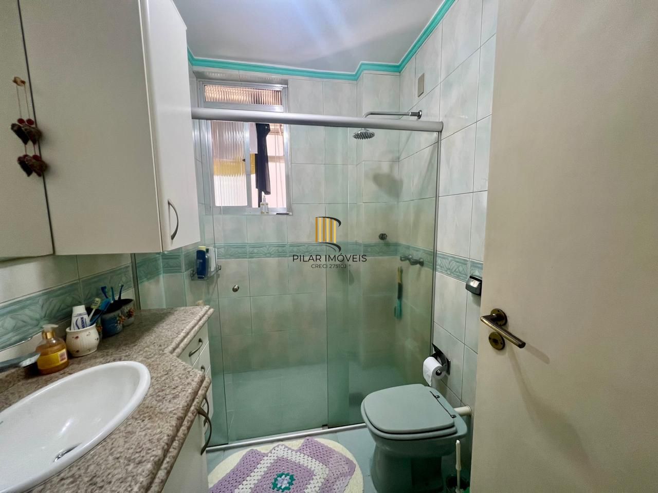 Apartamento 3 dormitórios com 80m2 no bairro Floresta.