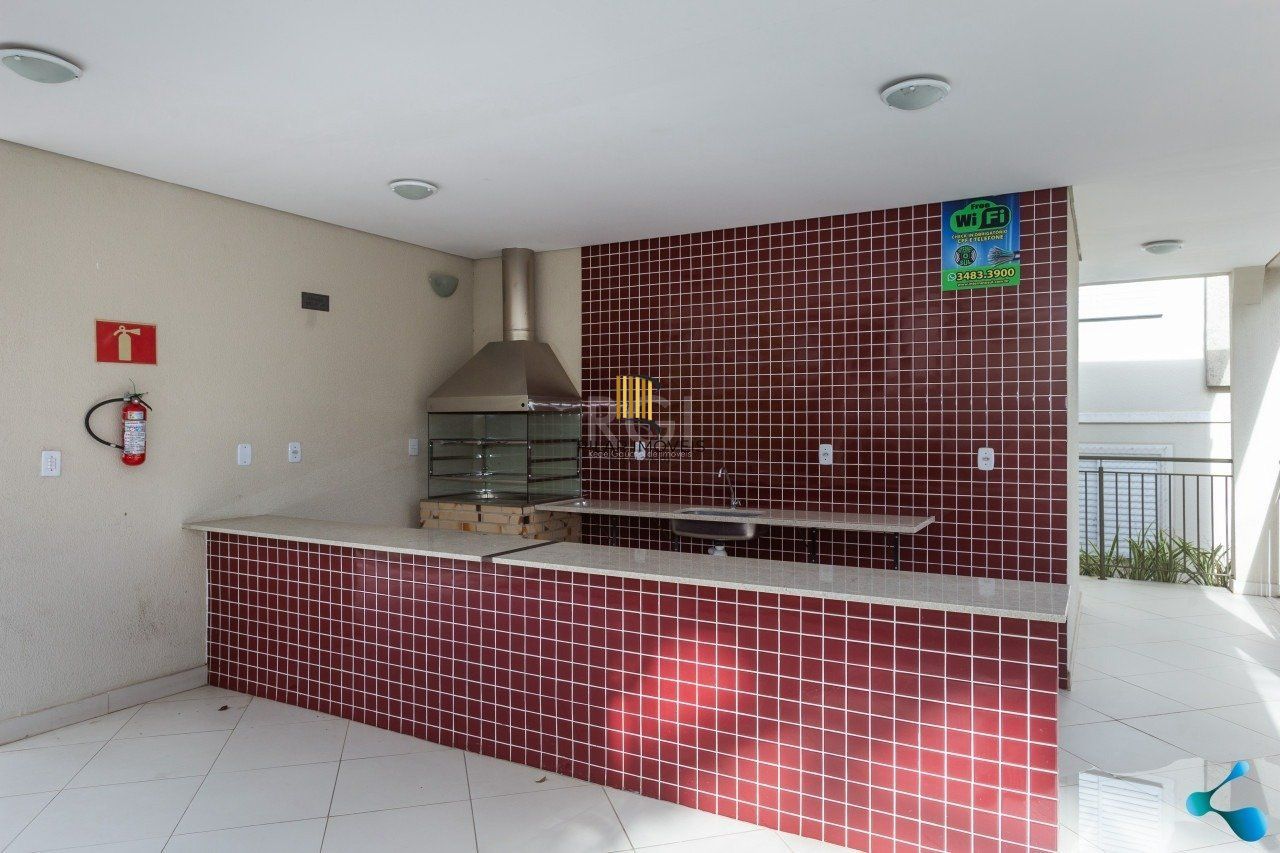 Apartamento com 2 quartos, 1 vaga de garagem, no bairro Vila Nova, Porto Alegre/RS 