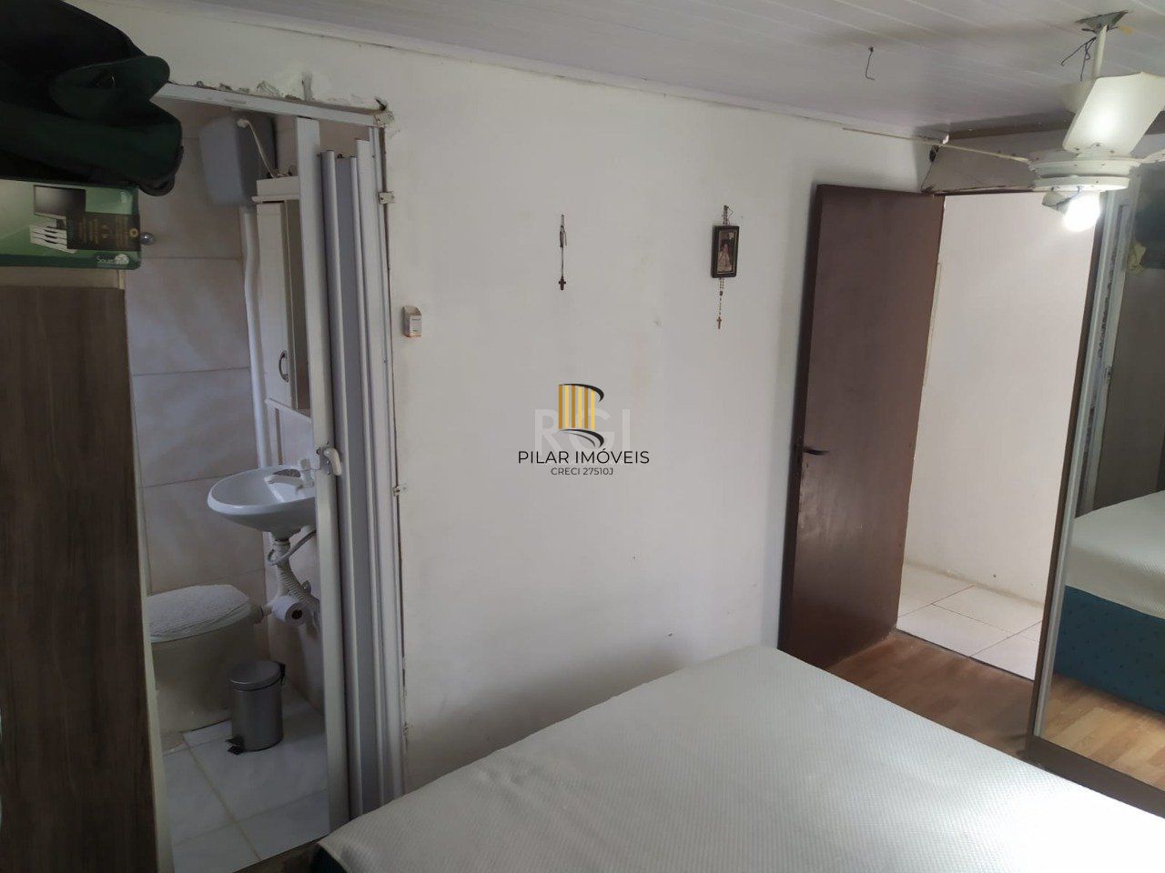 Casa com 5 dormitórios no bairro Jardim Carvalho
