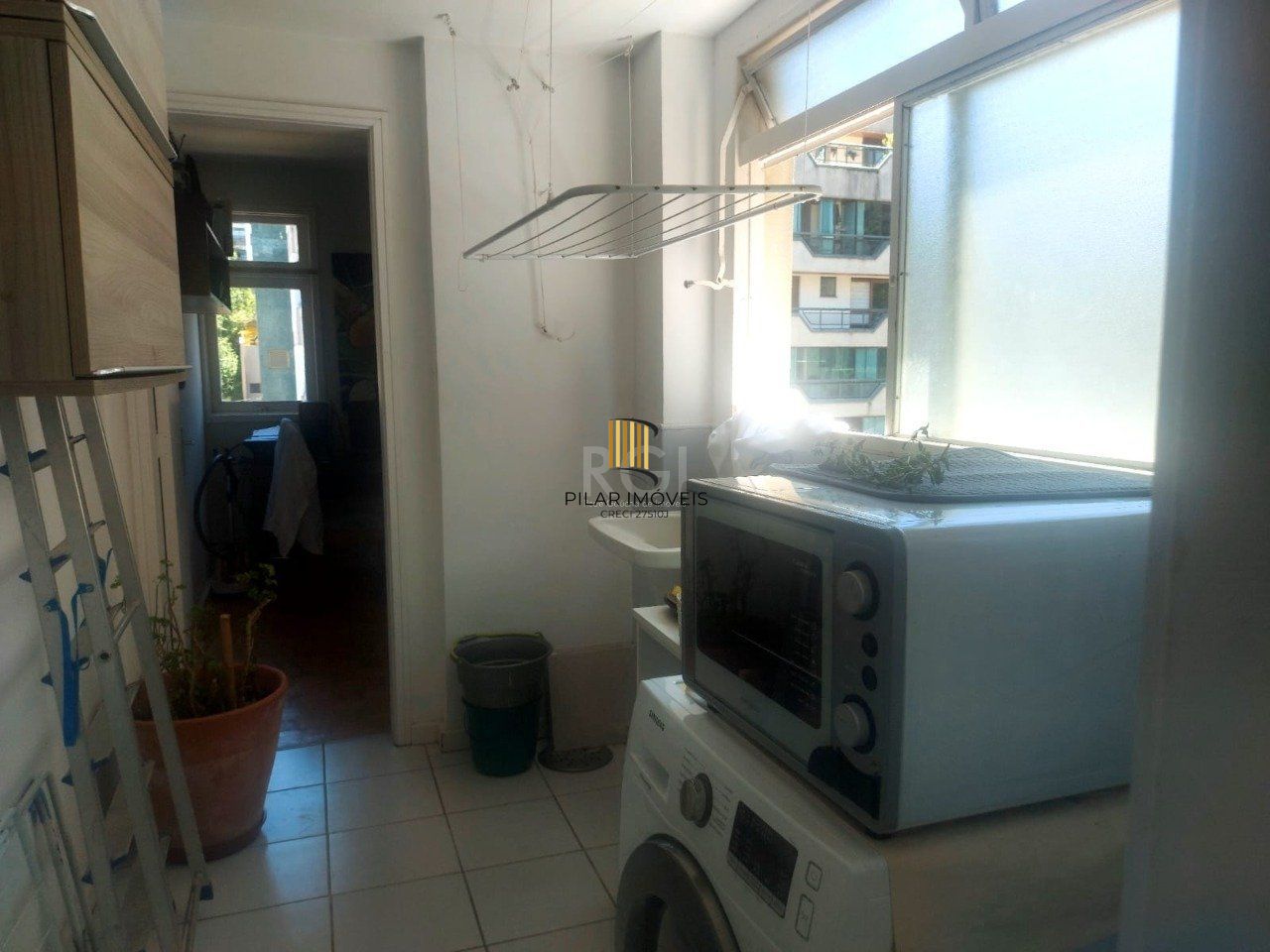 Apartamento 3 dormitórios 1 suíte e 2  vagas com 90m² no  bairro Petrópolis Porto Alegre RS