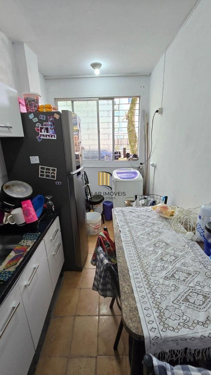 Apartamento térreo, dois dormitórios, bairro Camaquã Porto Alegre