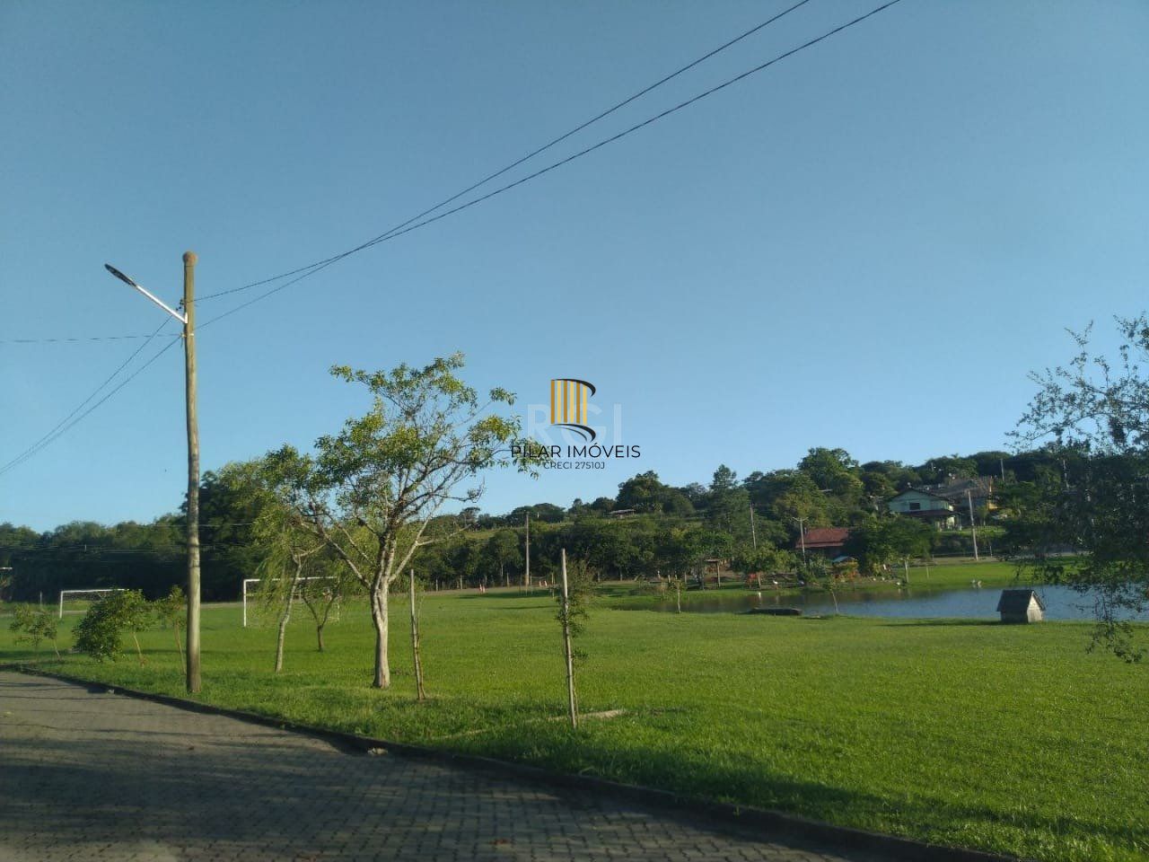 Casa com 3 dormitórios no bairro Vila Imperial/ Gravataí
