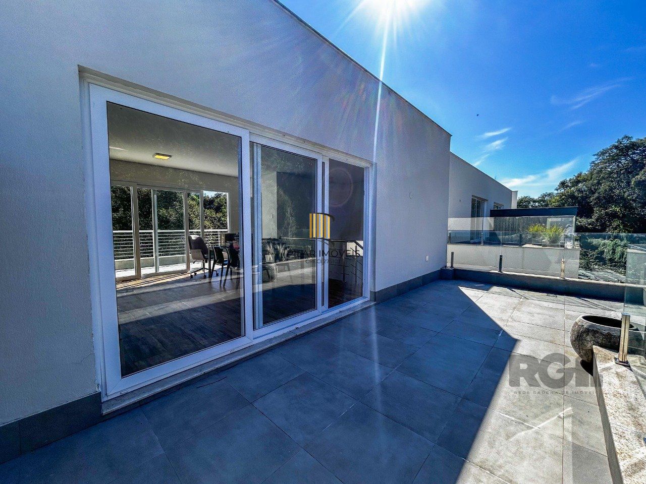 Casa Condominio 3 Dormitório(s) Bairro Pedra Redonda