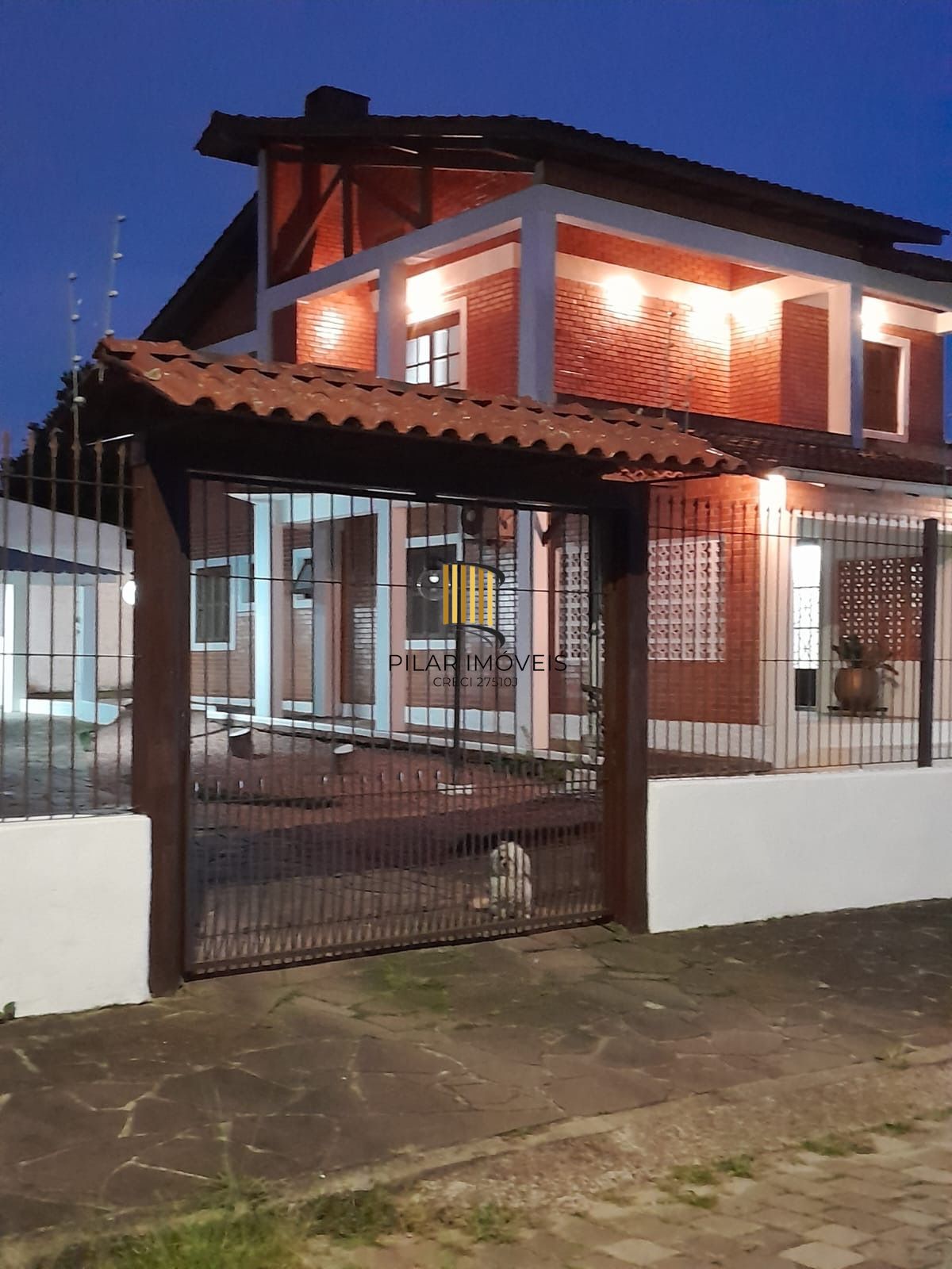 LINDA CASA 4 QUARTOS A VENDA, BAIRRO VILA NOVA, PORTO ALEGRE, RS