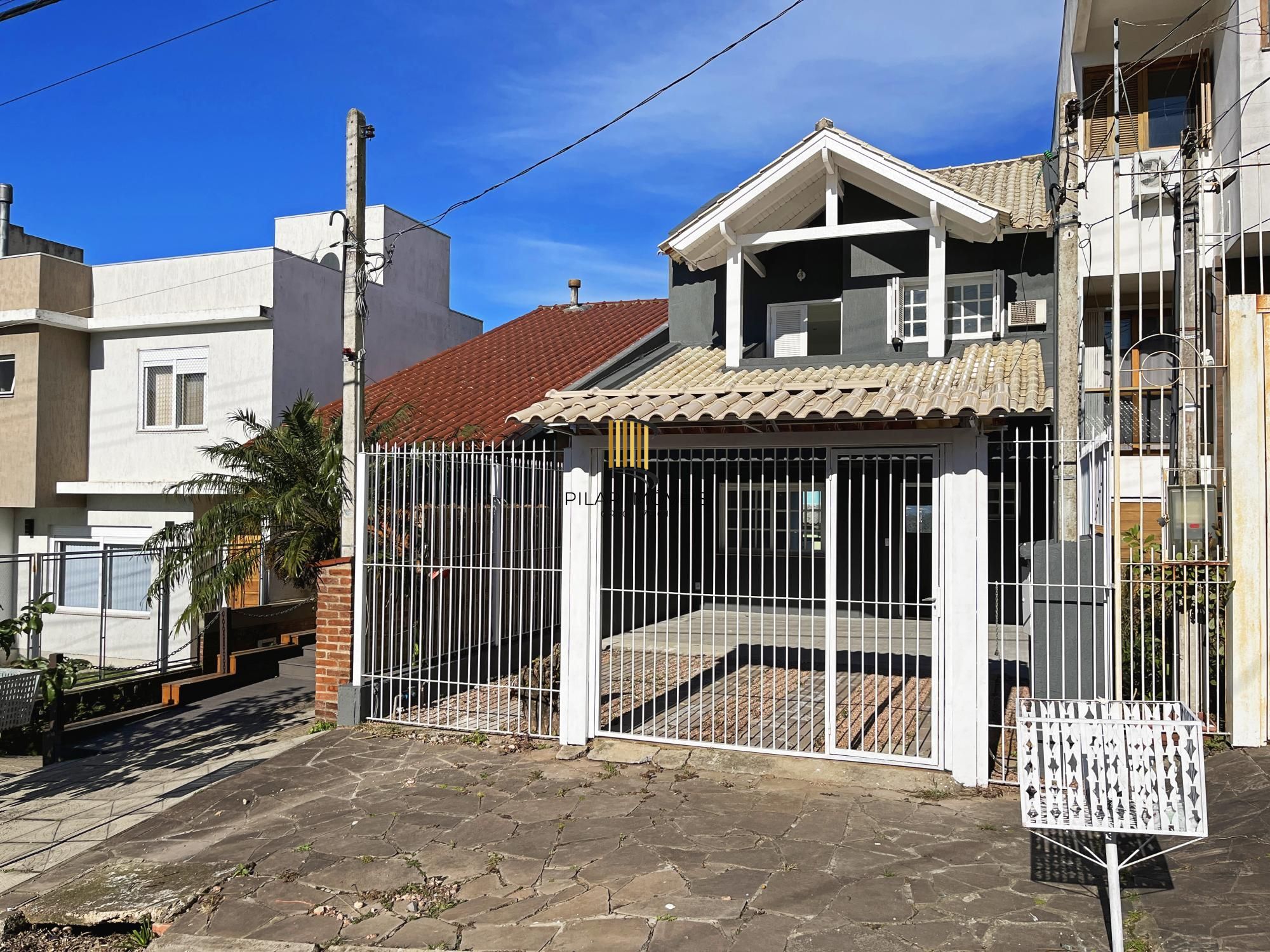 Casa 3 dormitórios no bairro Aberta dos Morros