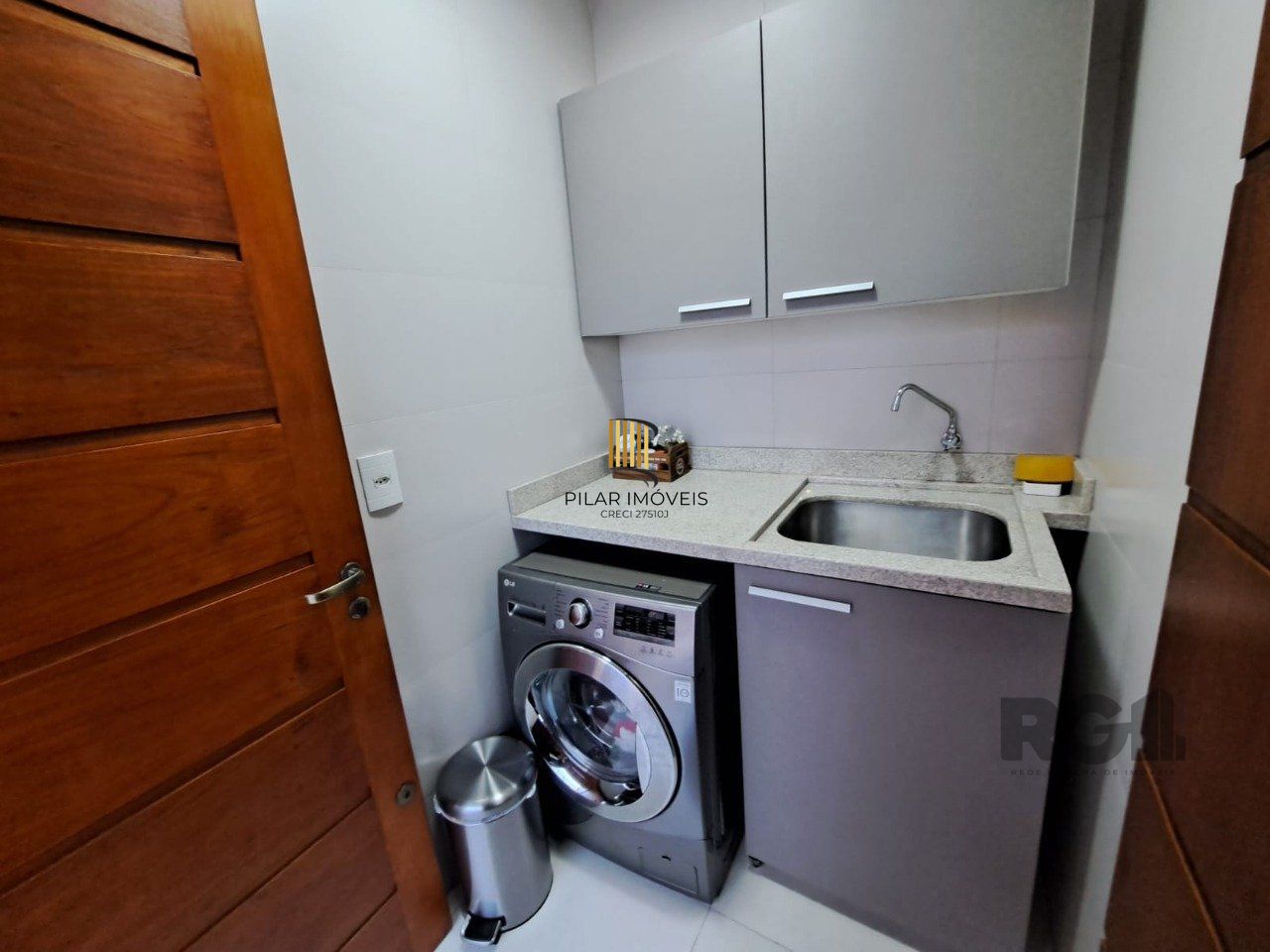 Casa de Condomínio 3 dormitórios no bairro Nonoai