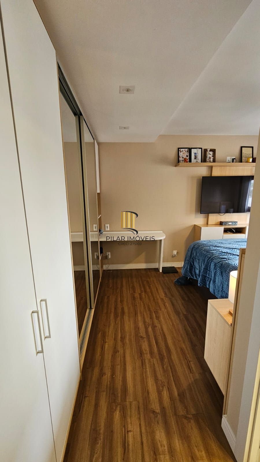 Apartamento de 2 dormitórios 2 suítes , vaga dupla coberta escriturada !