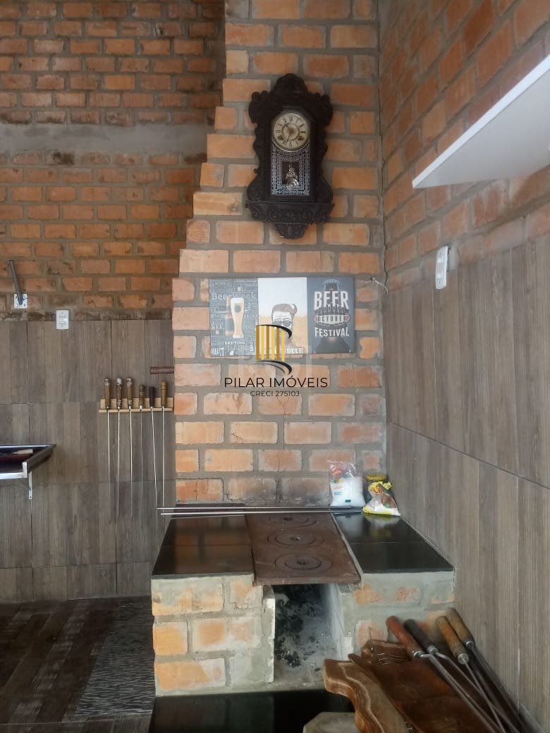 Casa com 2 quartos, 2 vagas de garagem, no bairro Aberta dos Morros, Porto Alegre/RS