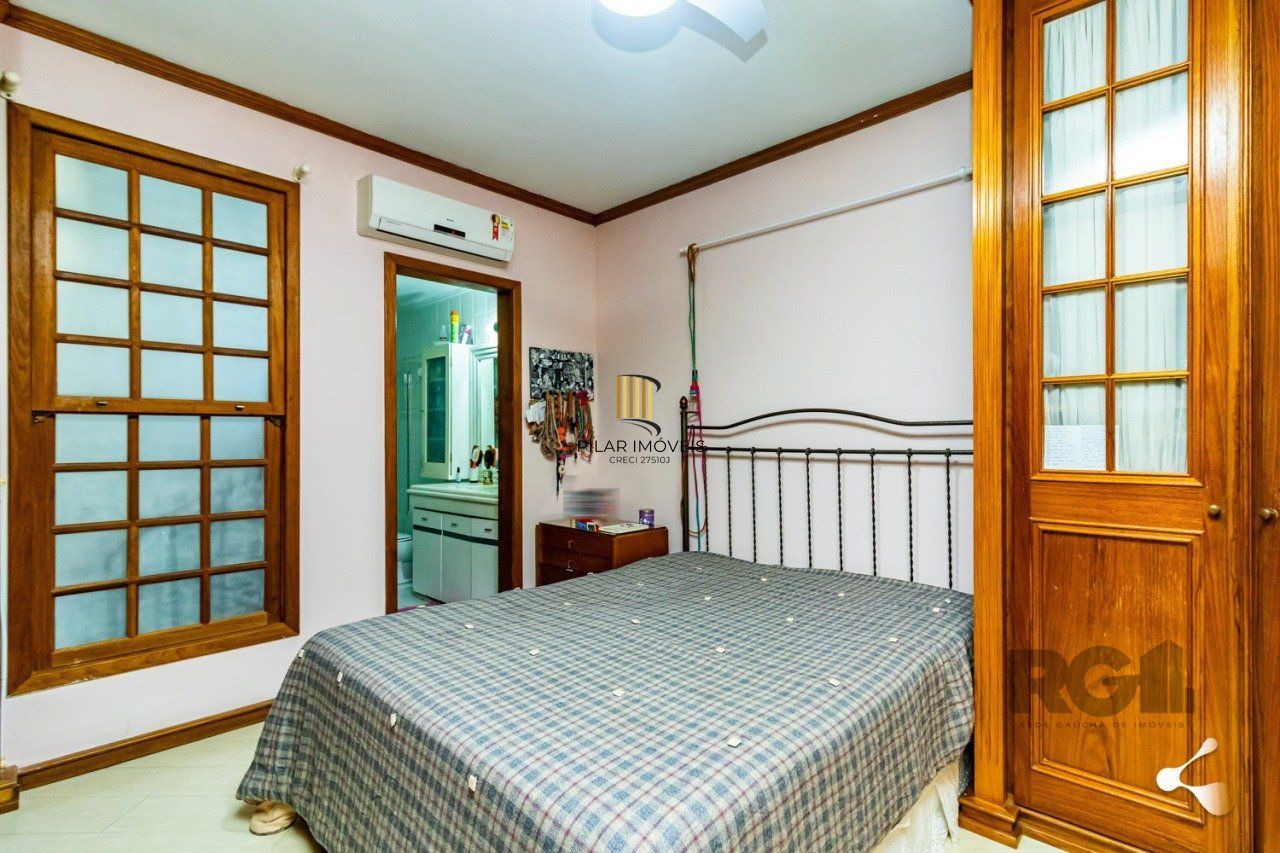 CASA, 4 DORMITÓRIOS, 3 SUÍTES, 2 VAGAS DE GARAGEM, BAIRRO IPANEMA, PORTO ALEGRE/RS