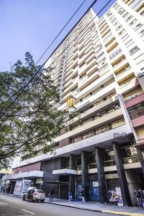MEGA APARTAMENTO DE 169M² ,  COM SACADA, 3 DORMITÓRIOS, NO CENTRO DE PORTO ALEGRE -RS