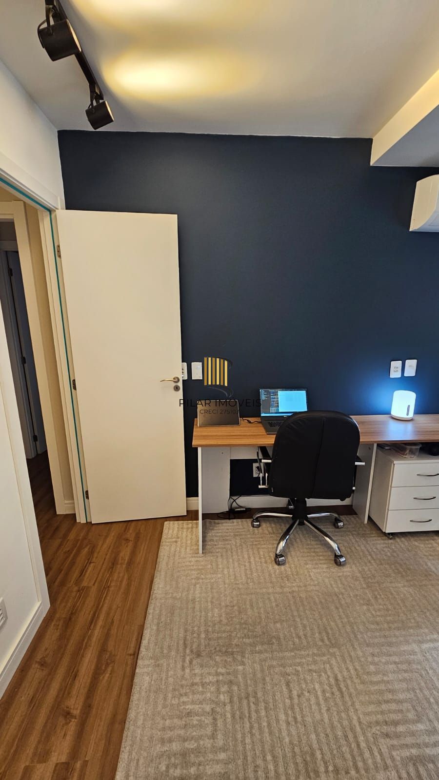 Apartamento de 2 dormitórios 2 suítes , vaga dupla coberta escriturada !