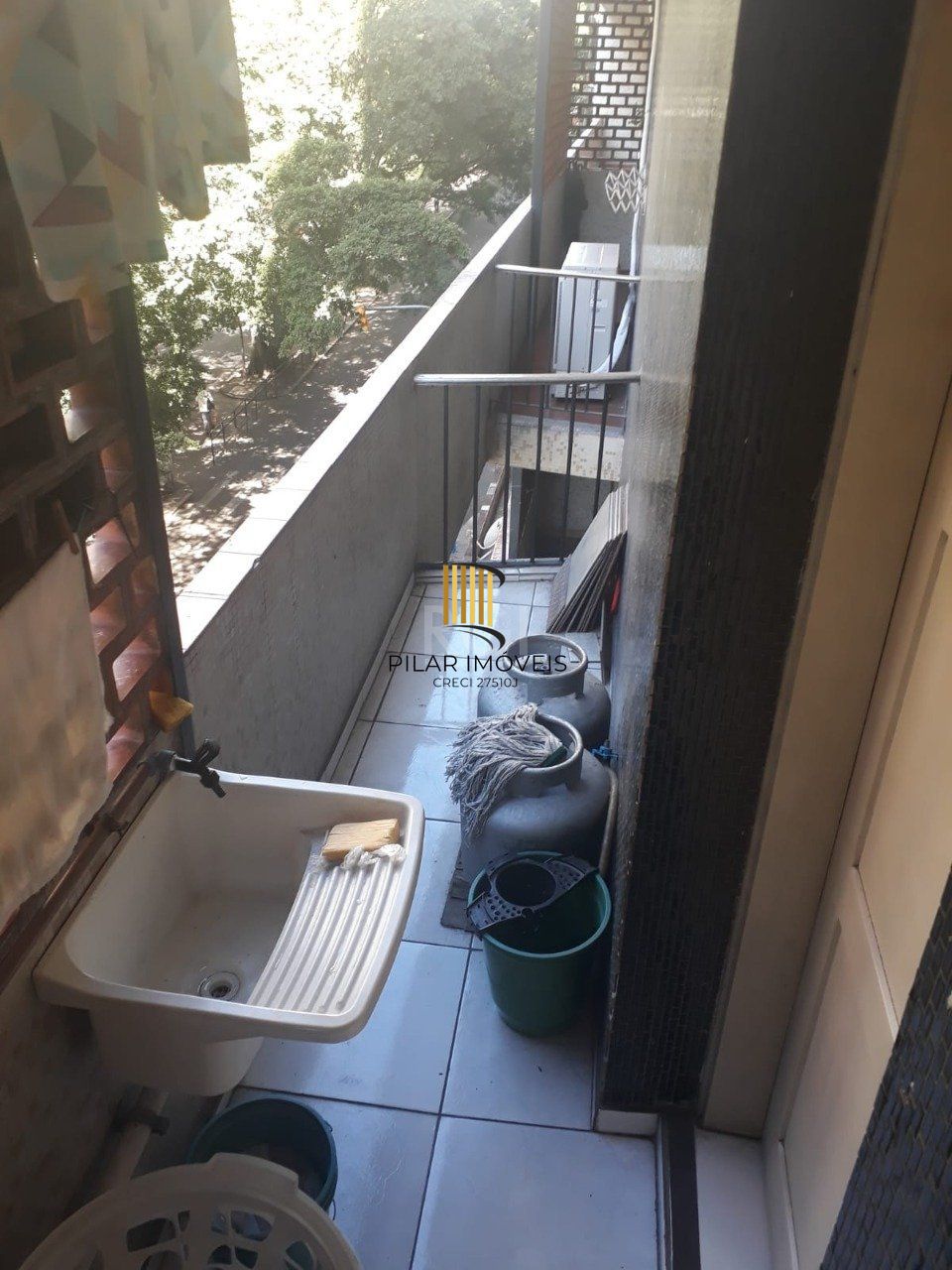 MEGA APARTAMENTO DE 137M² ,  COM SACADA, 2 DORMITÓRIOS, NO CENTRO DE PORTO ALEGRE -RS