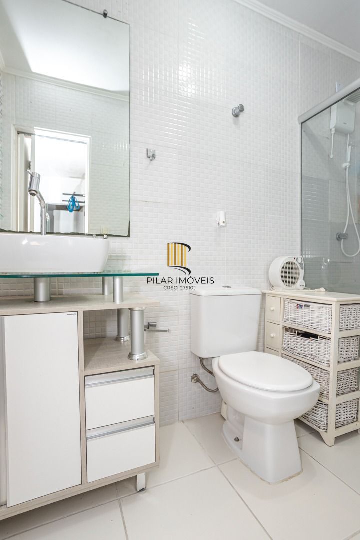 Apartamento com 02 quartos no Bairro Sarandi