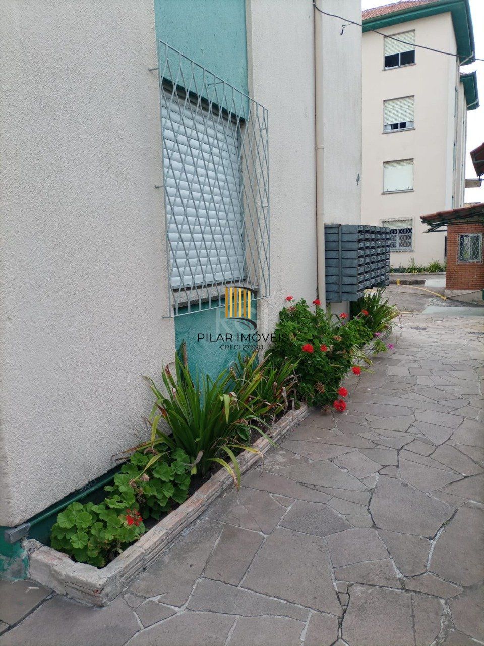 Apartamento para Venda - 50.37m², 2 dormitórios, 1 vaga - Cristal, Porto Alegre