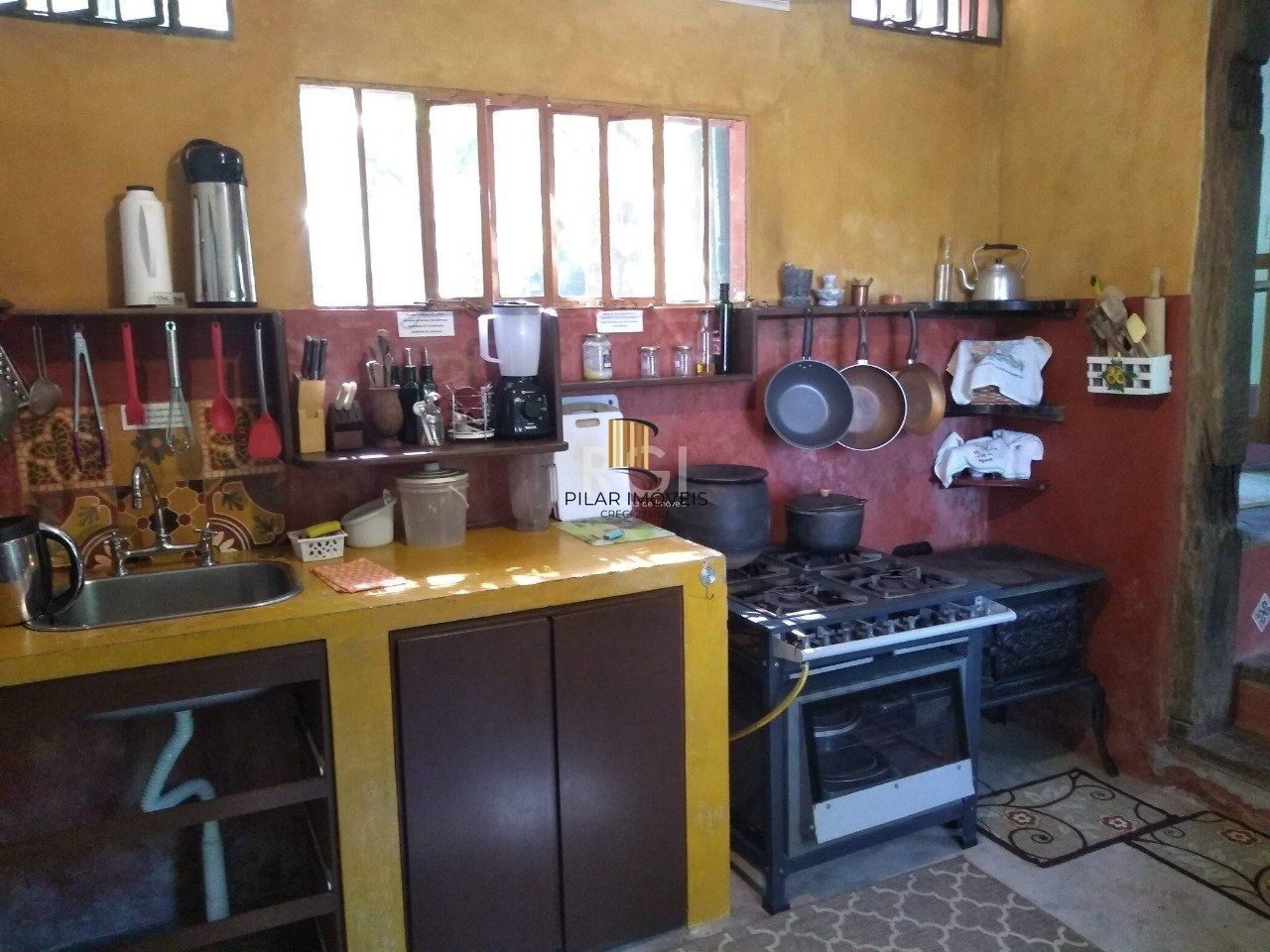 Casa para Venda - 290m², 13 dormitórios, sendo 6 suites, 10 vagas - Belém Novo, Porto Alegre