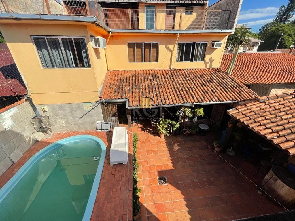 Casa para Venda - 400m², 5 dormitórios, sendo 3 suites, 4 vagas - Ipanema PORTO ALEGRE /RS