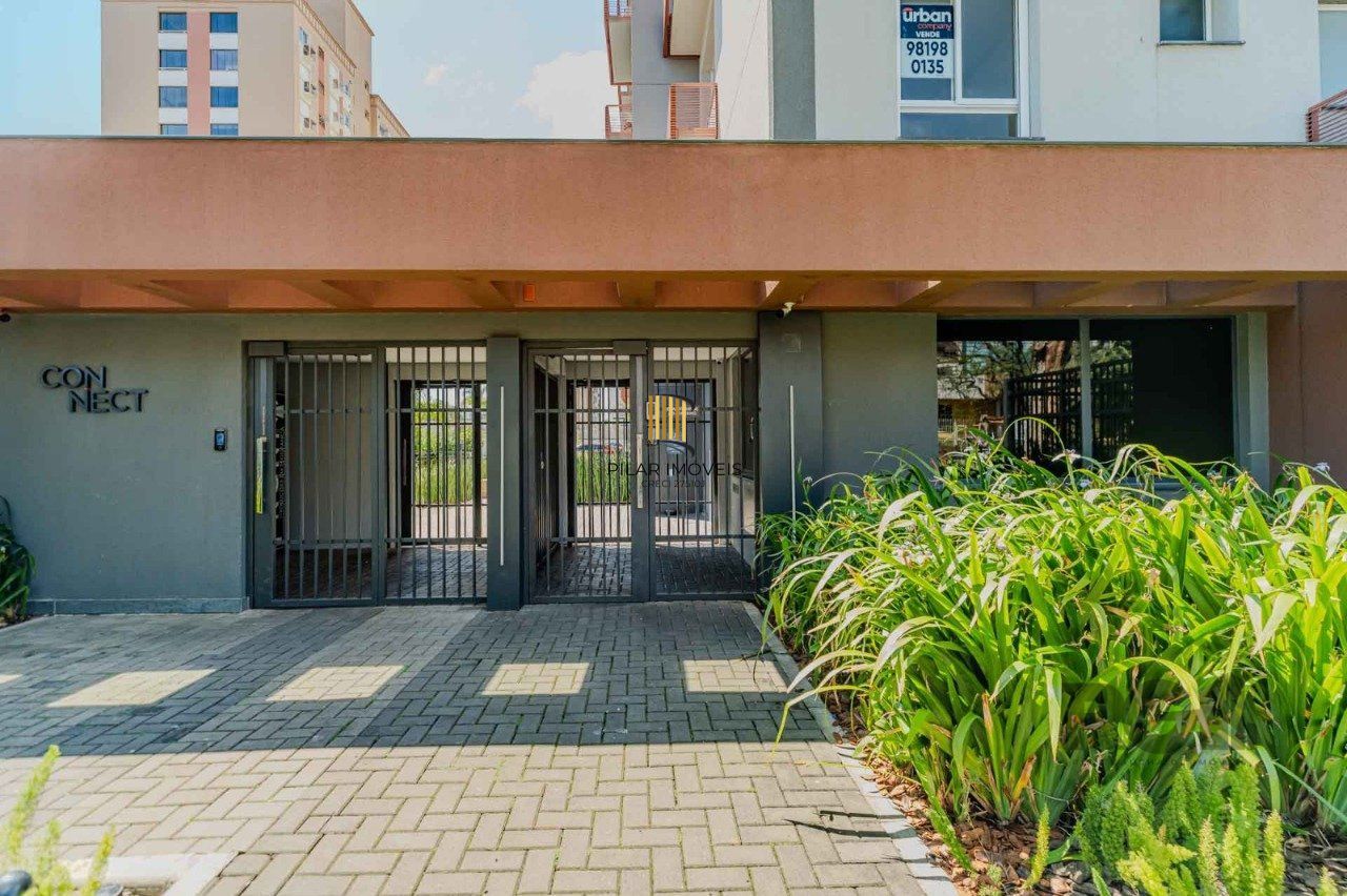 Apartamento com 01 quarto e 01 vaga no Bairro Partenon