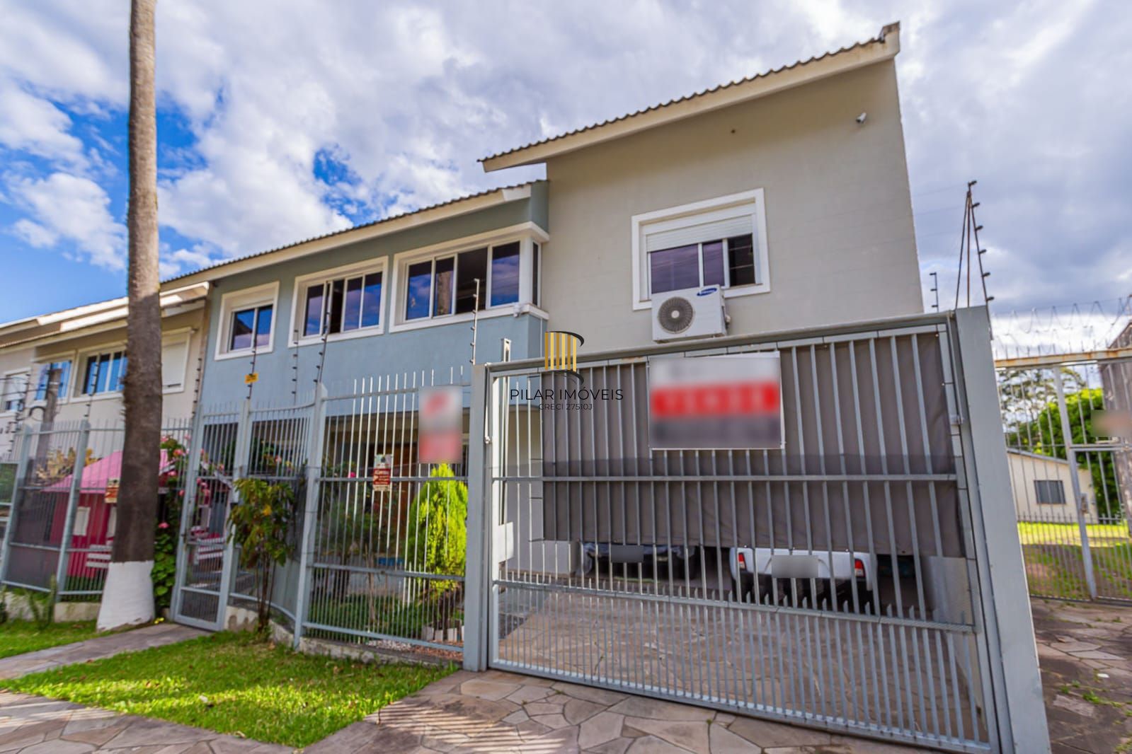 Casa 3 dormitórios com duas suítes bairro Jardim Floresta - Lindoia