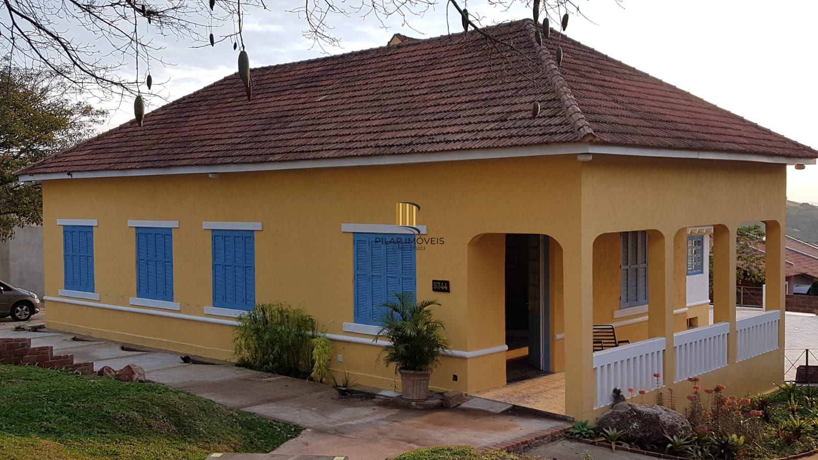 Casa Centenária no Bairro Belém Velho Residencial/Comercial