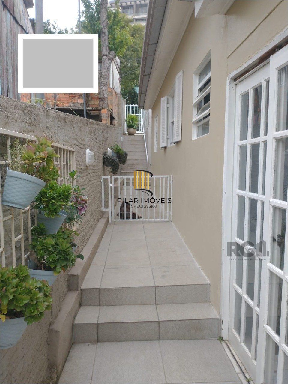 Casa de 155m² com 2 quartos, suíte, 2 vagas de garagem, no bairro Jardim Europa, Porto Alegre/RS